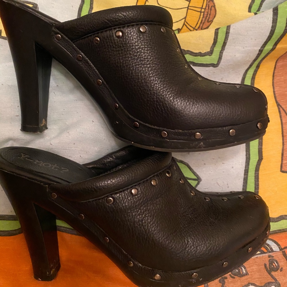 Black heels